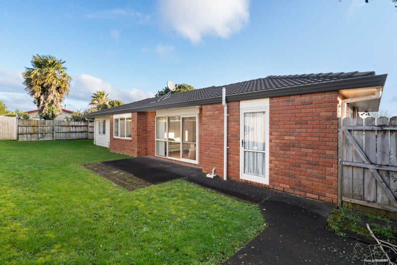 7A Nerissa Place, Randwick Park, Auckland - Carousel 2