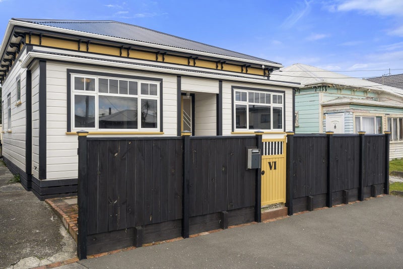 6 Queen Street, Petone, Lower Hutt - Carousel 25