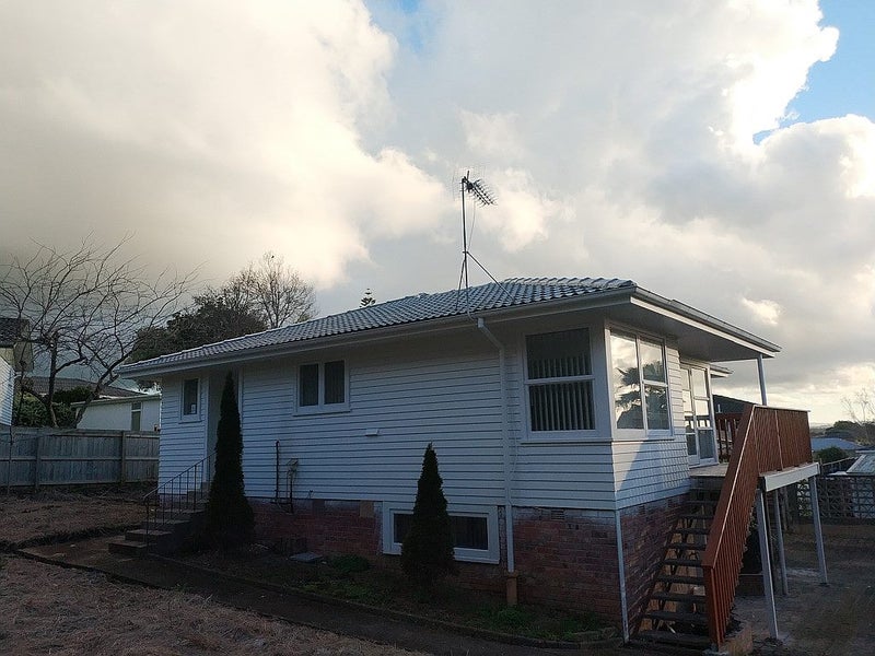 3 Ervine Place, Bucklands Beach, Auckland - Carousel 1