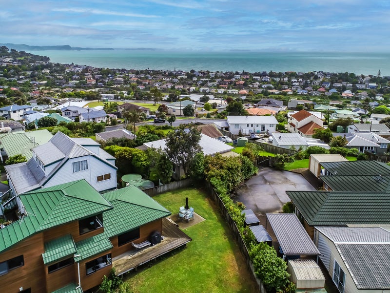 514B Whangaparaoa Road, Stanmore Bay, Whangaparaoa - Carousel 1