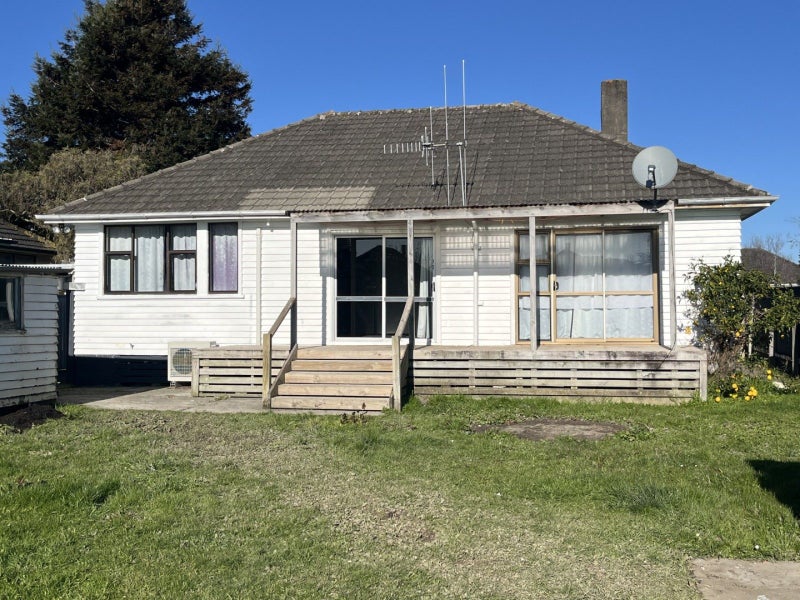 11 Bristol Crescent, Roslyn, Palmerston North - Carousel 14