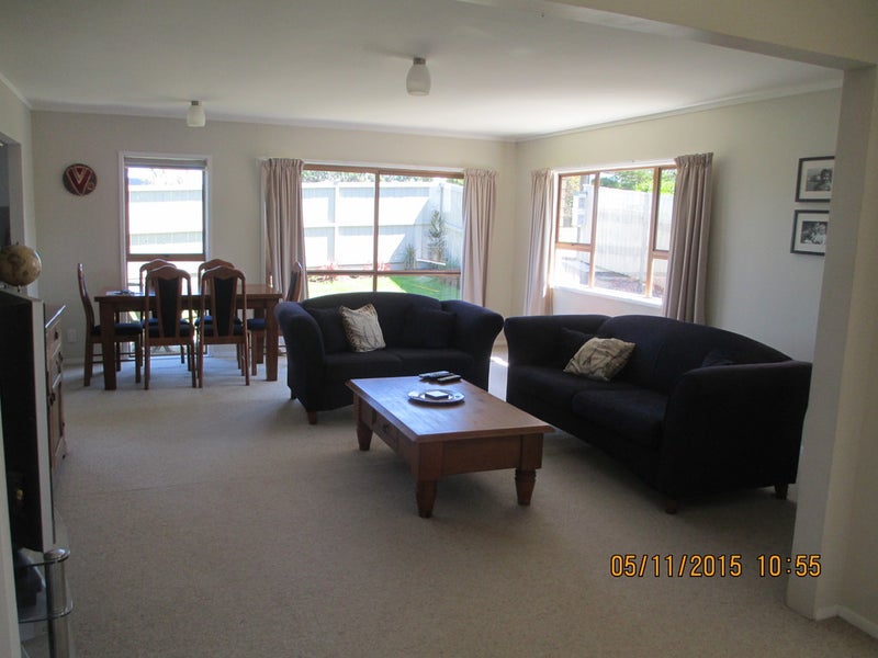 42A Minerva Terrace, Cockle Bay, Auckland - Carousel 1