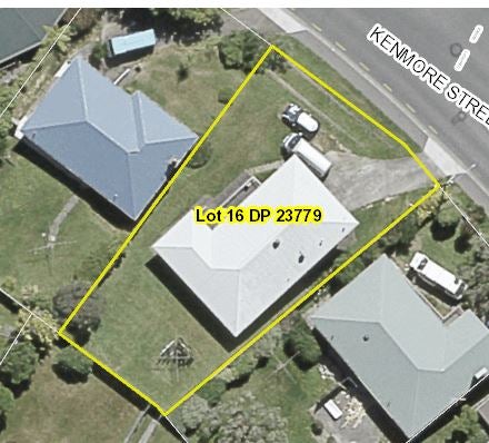 75 Kenmore Street, Newlands, Wellington - Carousel 16