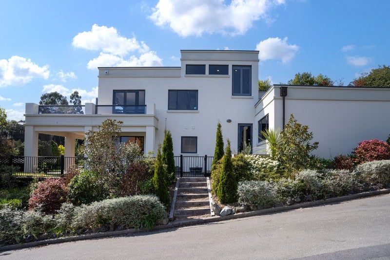 1 Benjamin Lane, Huntsbury, Christchurch - Carousel 1