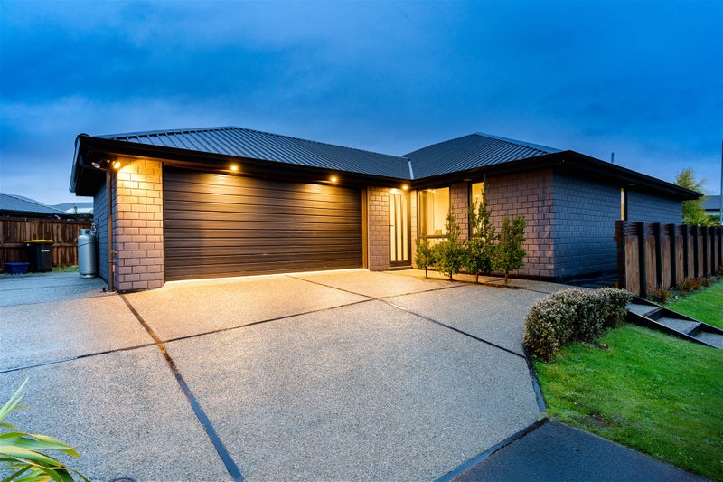 16 Lancaster Lane, Waldronville, Dunedin - Carousel 1