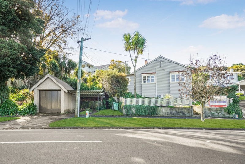 364 River Road, Claudelands, Hamilton - Carousel 16