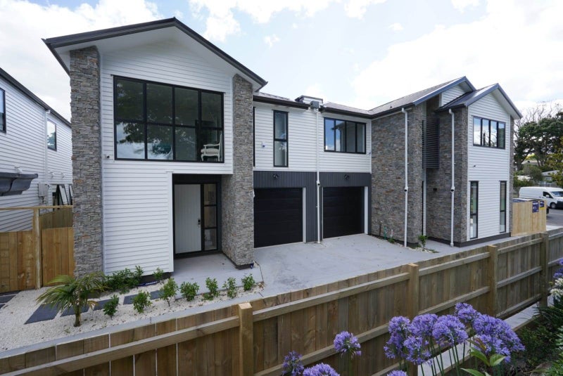57B Sylvia Road, Hillcrest, Auckland - Carousel 1