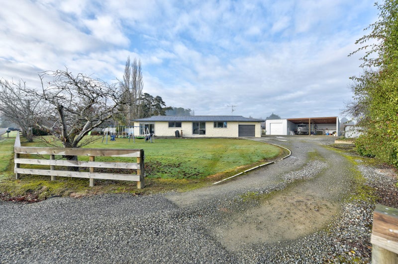21 Esk Street, Heriot, Tapanui - Carousel 1