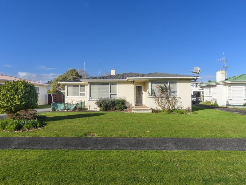 22 Henare Street, West End, Palmerston North - Carousel 1