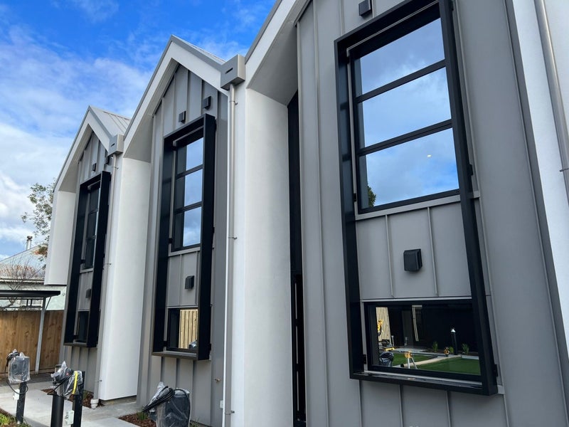 2/7 Ward Street, Addington, Christchurch - Carousel 2