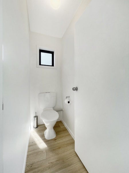 4/2 Malcolm Lane, Thorndon, Wellington - Carousel 18