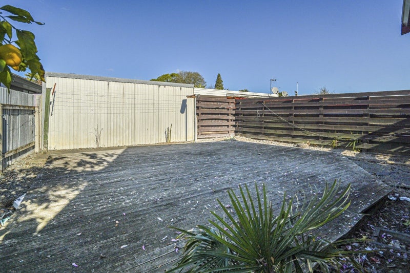 2/1202 HERETAUNGA Street east, Parkvale, HASTINGS - Carousel 14
