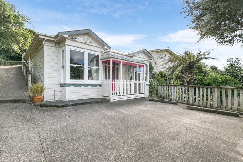 6A Reuben Avenue, Brooklyn, Wellington - Carousel 19