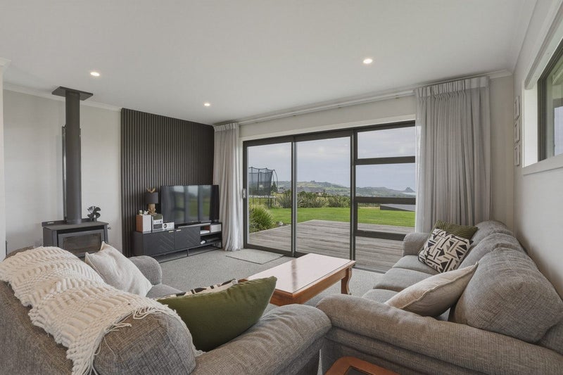 212 McMaster Road, Saddle Hill, Dunedin - Carousel 2