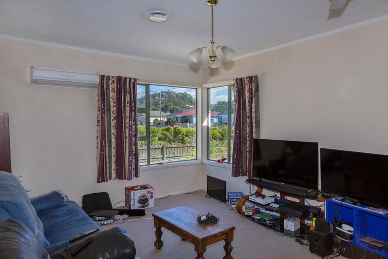 9 Frome Street, Oamaru North, Oamaru - Carousel 2