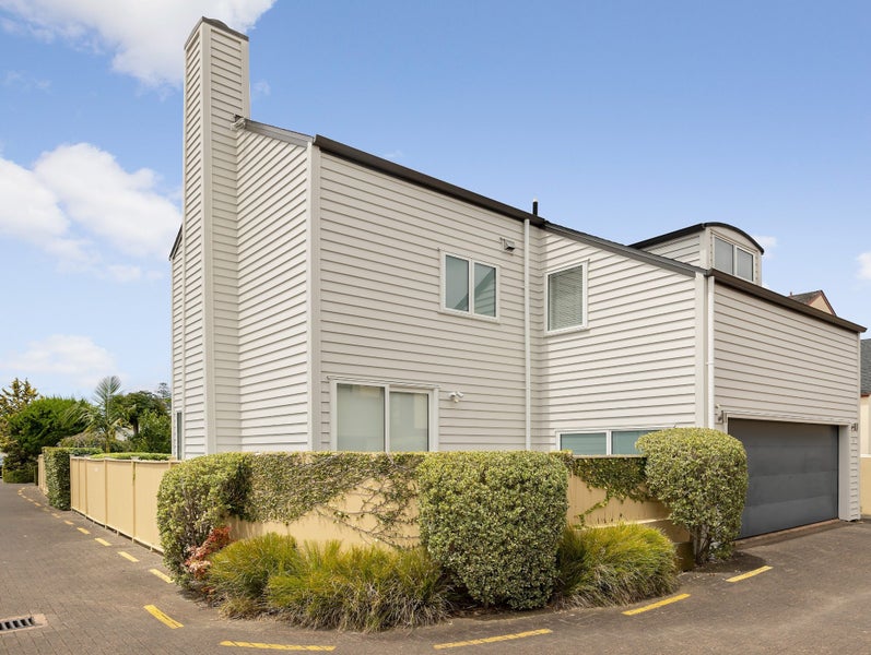 1C Griffin Avenue, Epsom, Auckland - Carousel 1