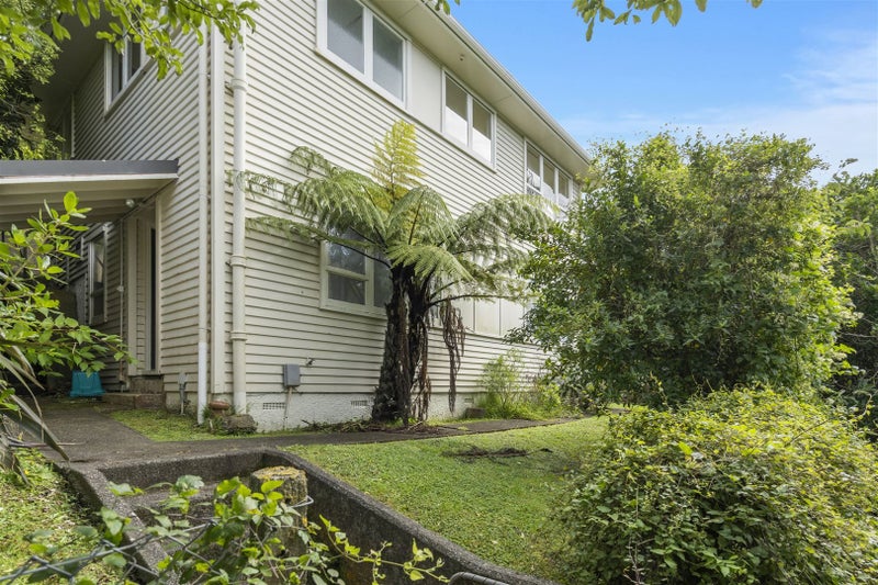 7 Chequers Way, Crofton Downs, Wellington - Carousel 1