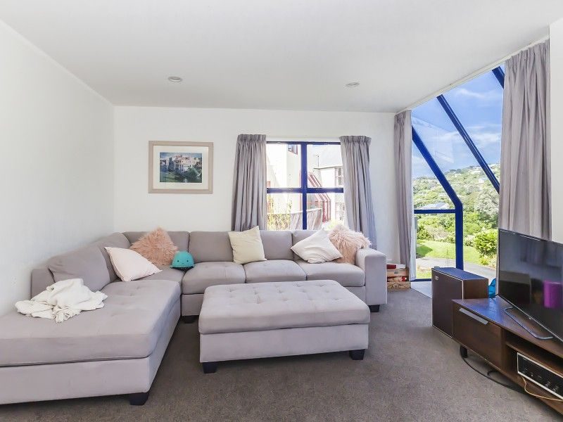 3/7 Dransfield St, Vogeltown, Wellington - Carousel 2