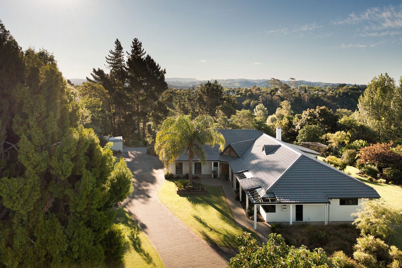 8 Freeburn Road, Pyes Pa, Tauranga - Carousel 28