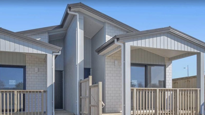 43 Tributary Parade, Karaka, Papakura - Carousel 1