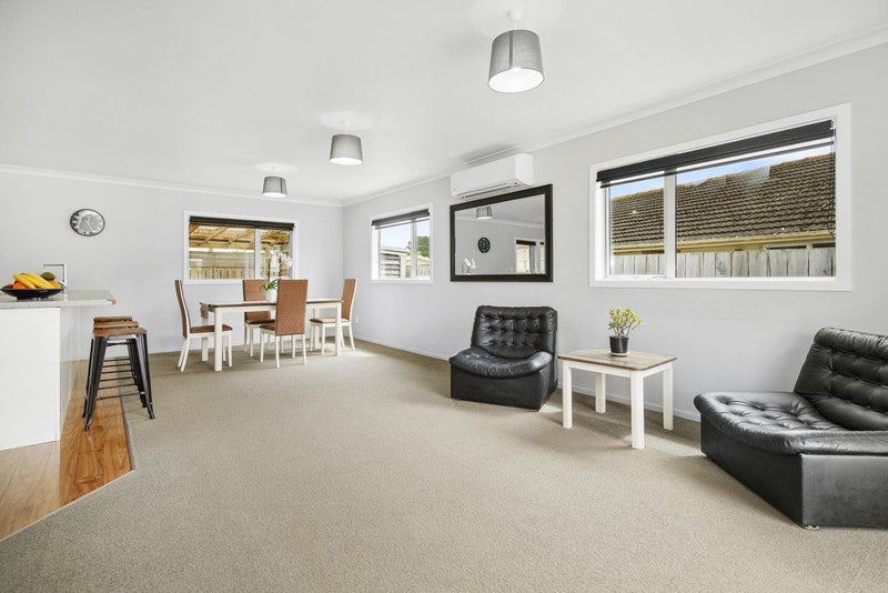 269 Warspite Avenue, Waitangirua, Porirua - Carousel 2