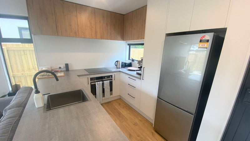 3/33 Leitch Street, Somerfield, Christchurch - Carousel 2