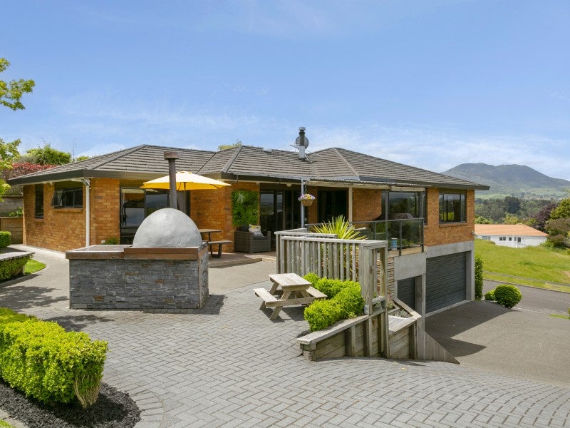 17 Kahurangi Drive, Rangatira Park, Taupo - Carousel 1