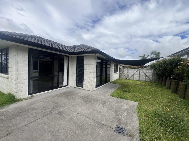 30 Applin Lane, Pyes Pa, Tauranga - Carousel 11