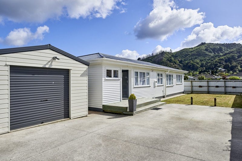 2/46 Hyde Street, Wainuiomata, Lower Hutt - Carousel 1