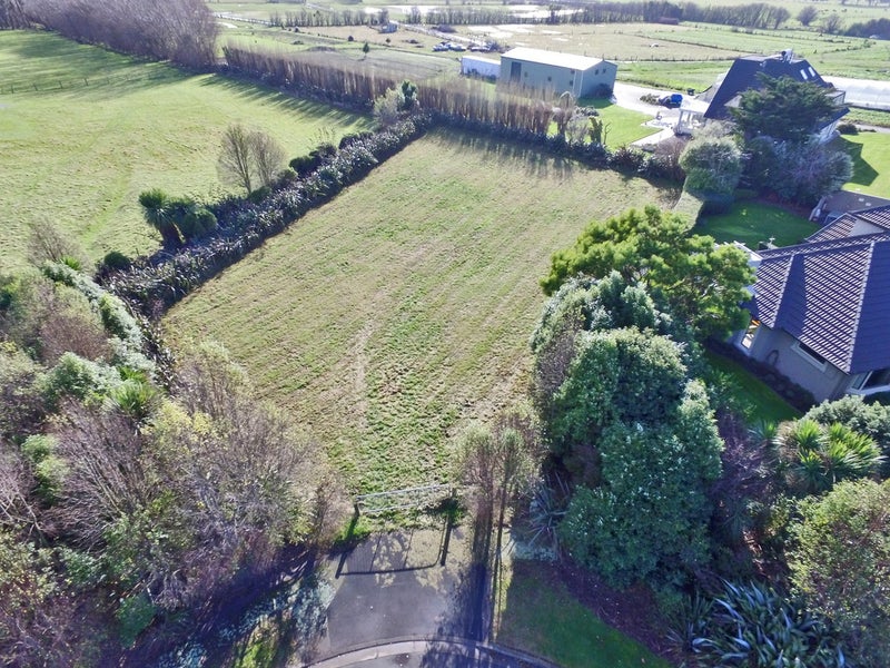 6 Boonwood Close, Westmorland, Christchurch - Carousel 2