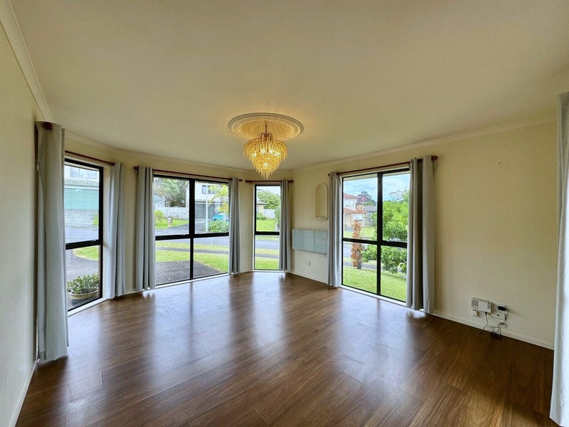 39 Black Teal Close, Unsworth Heights, Auckland - Carousel 2
