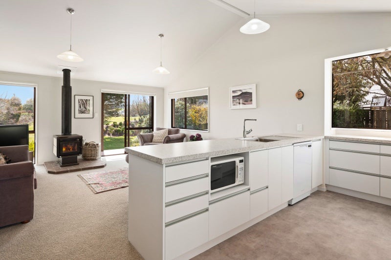 72 Kinloch Road, Kinloch, Taupō - Carousel 1