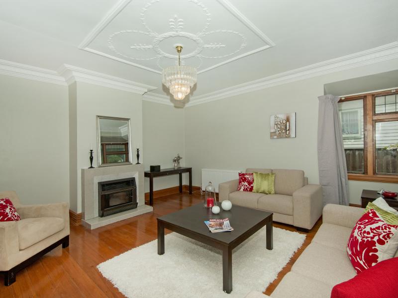 82 Wyndrum Avenue, Waterloo, Lower Hutt - Carousel 2