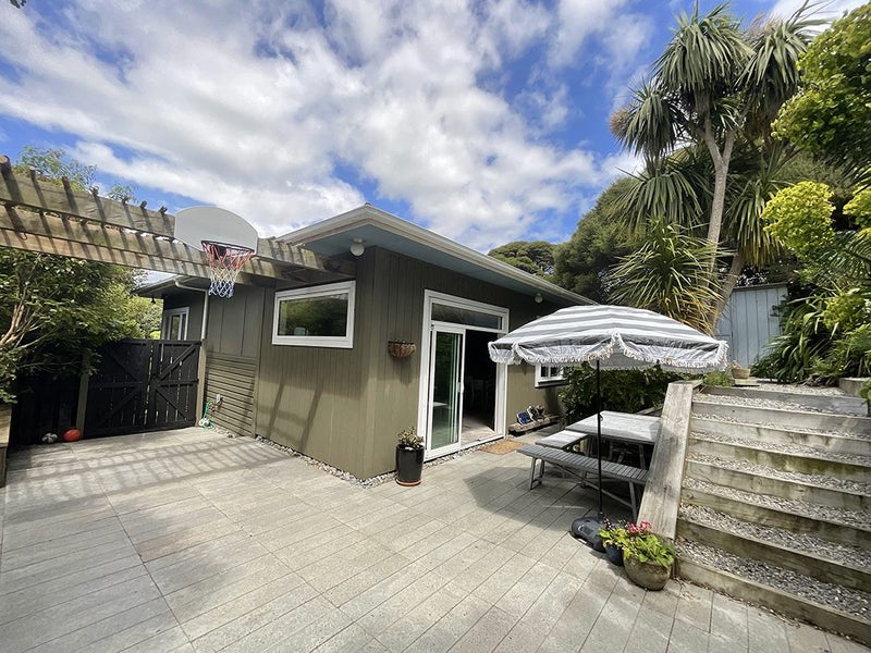 2 Te Kura Road, Pukerua Bay, Porirua - Carousel 1