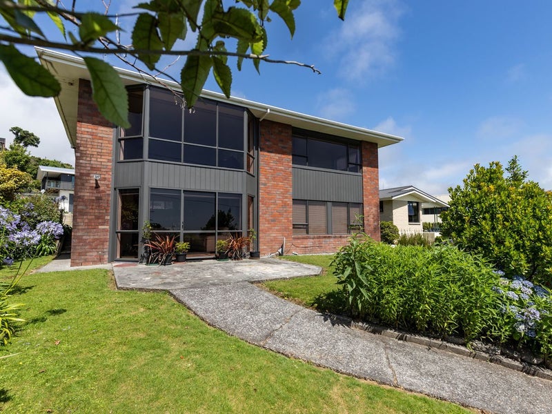 83 Main South Road, Karoro, Greymouth - Carousel 1
