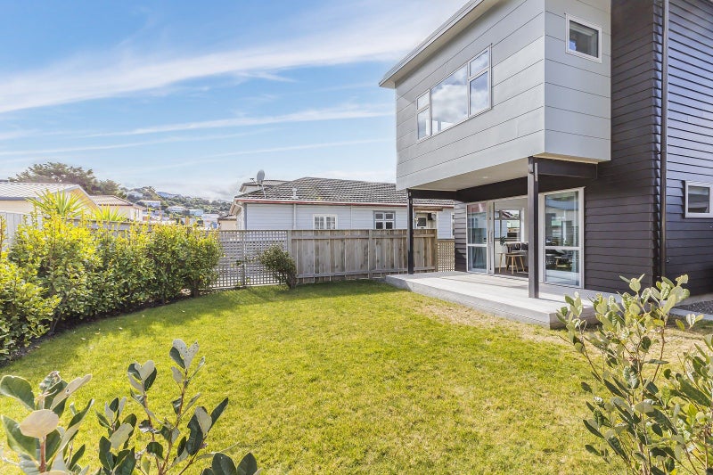 47A Tauhinu Road, Miramar, Wellington - Carousel 2