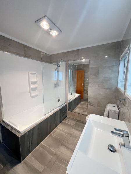 12 Holdaway Avenue, Northcote, Auckland - Carousel 15