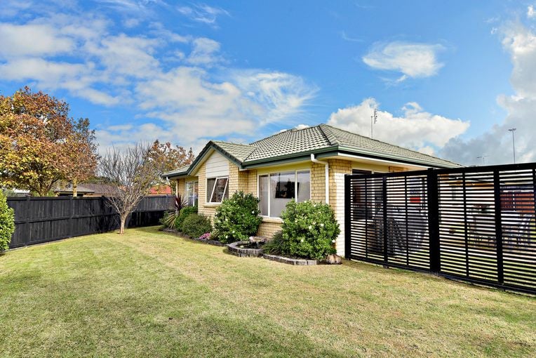 1 Rushbury Place, Randwick Park, Auckland - Carousel 12
