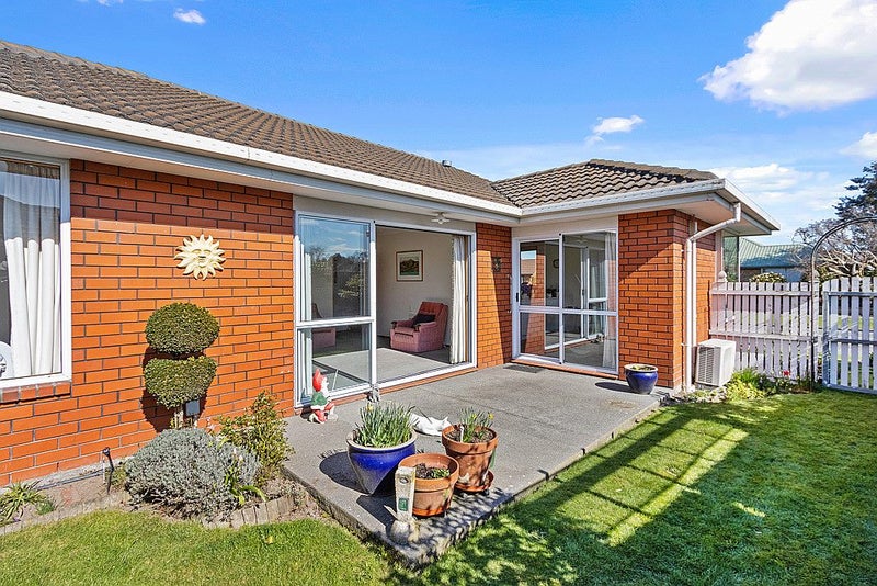 1/5 Kintyre Drive, Broomfield, Christchurch - Carousel 2