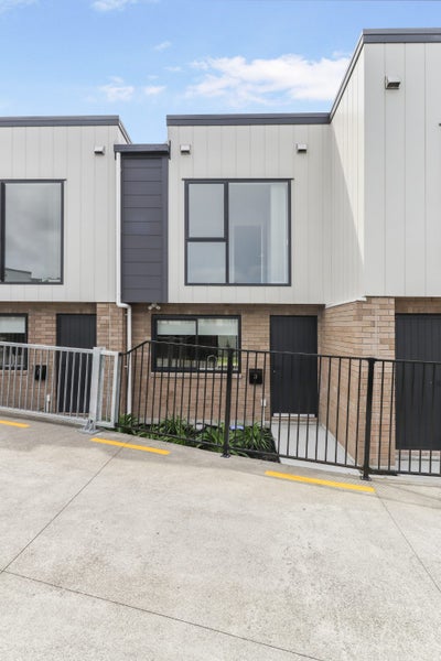 21 Tima Lane, Mangere Bridge, Auckland - Carousel 1