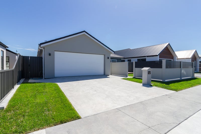 11 Ruapehu Road, Poraiti, Napier - Carousel 17