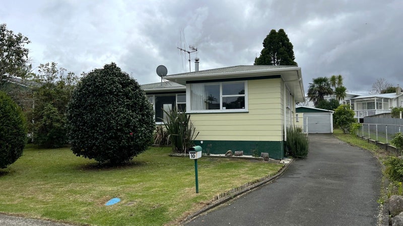 10 Manapouri Street, Tikipunga, Whangarei - Carousel 1