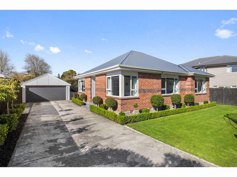 205 Centaurus Road, Saint Martins, Christchurch - Carousel 1