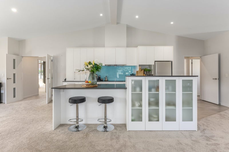 27 Flotilla Place, Whitby, Porirua - Carousel 2