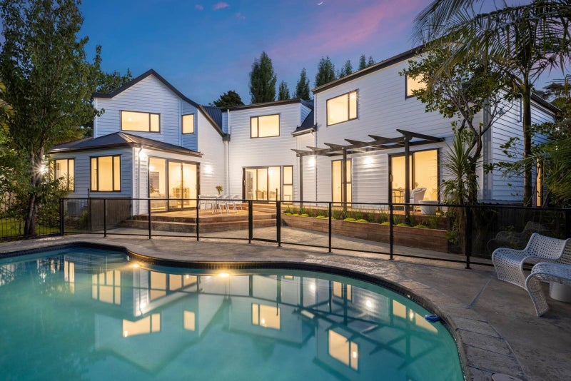 35 Churchouse Road, Greenhithe, Auckland - Carousel 2