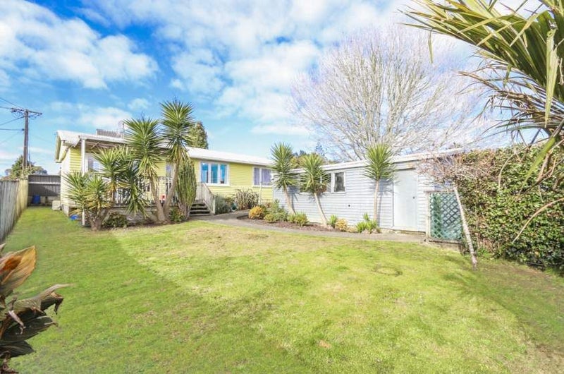 22 Tomo Street, New Lynn, Auckland - Carousel 10