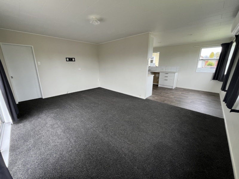 9 Clutha Place, Westbrook, Palmerston North - Carousel 2
