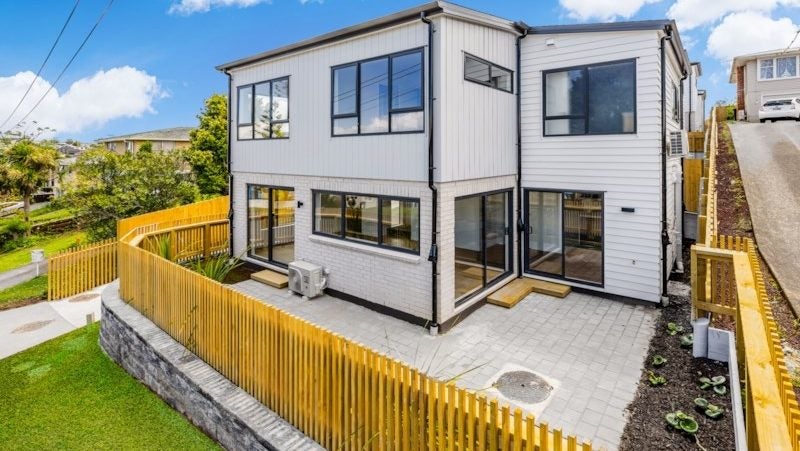 5 Subritzky Avenue, Mount Roskill, Auckland - Carousel 1