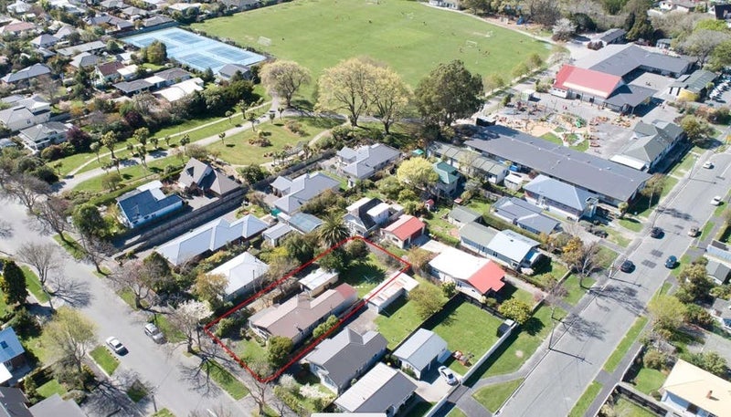 6 Norwood Street, Beckenham, Christchurch - Carousel 2