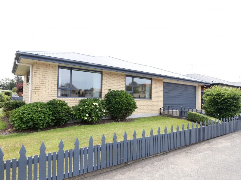 51 Short Street, Ashburton, Ashburton - Carousel 17